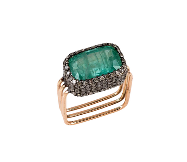 IA Jewels 9 carat gold emerald ring with diamonds